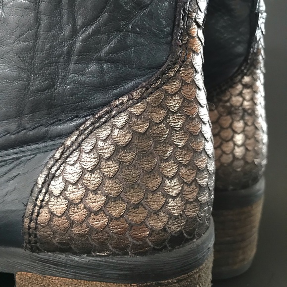 Leather Moto Boots - Picture 4 of 11